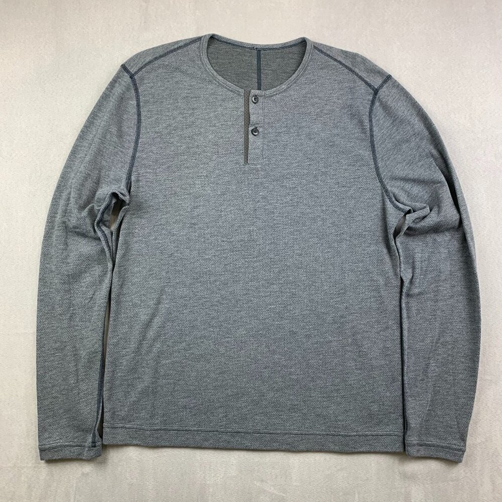 Lululemon Mens Shirt Medium Gray Mesh Long Sleeve Henley Stretch Reflective